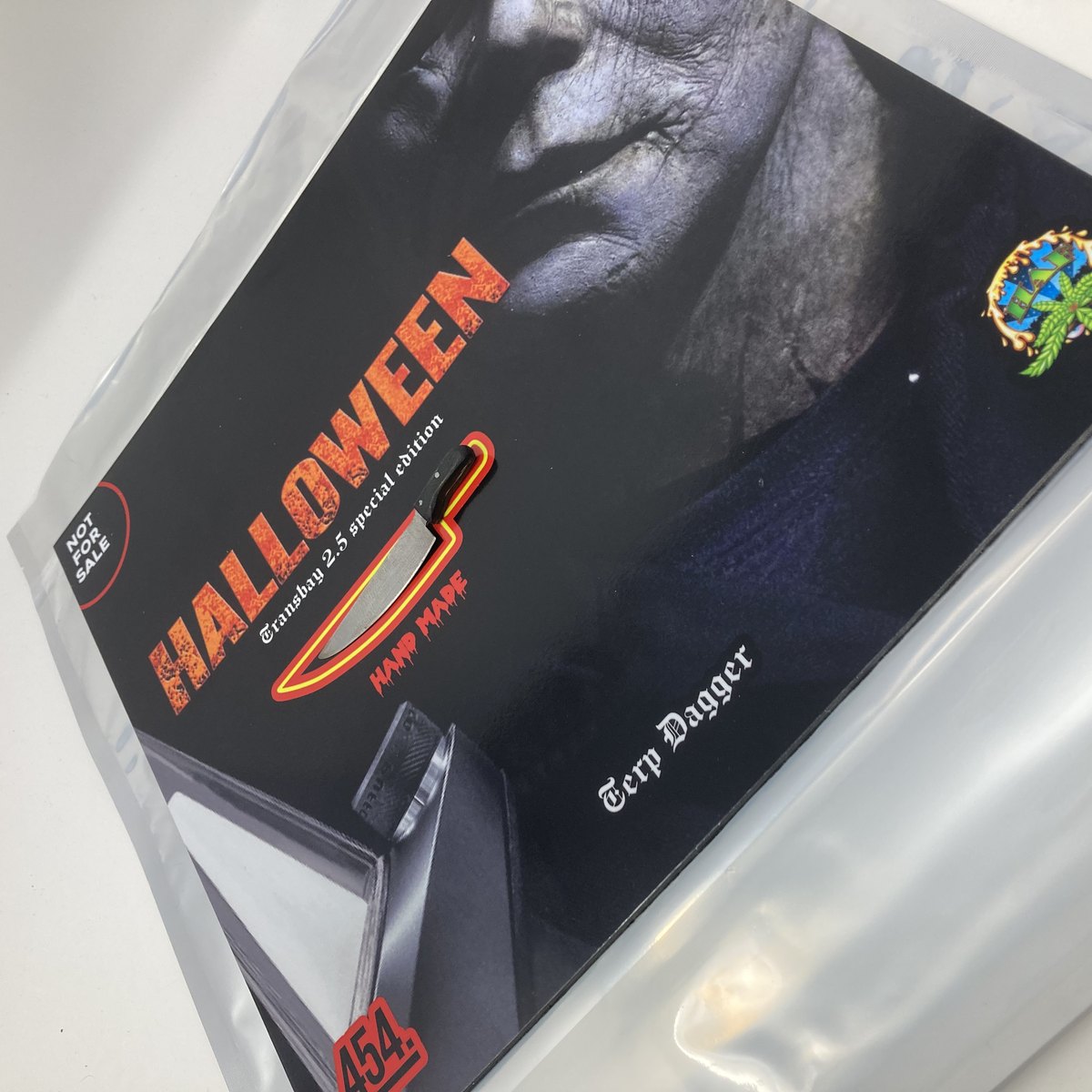 Horror-villain dab tool capsule pack — angle