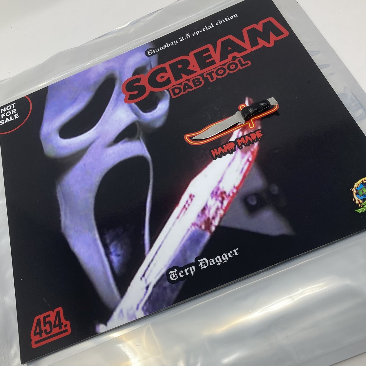 Horror-villain dab tool capsule pack — angle